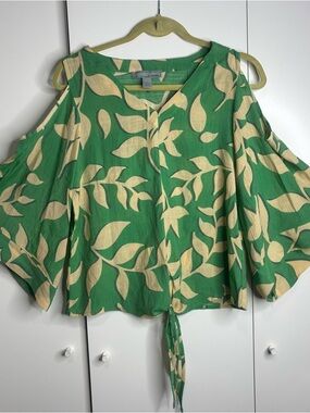 Coldwater Creek Green and Cream Leaf-Print Cold-Shoulder Crop Top